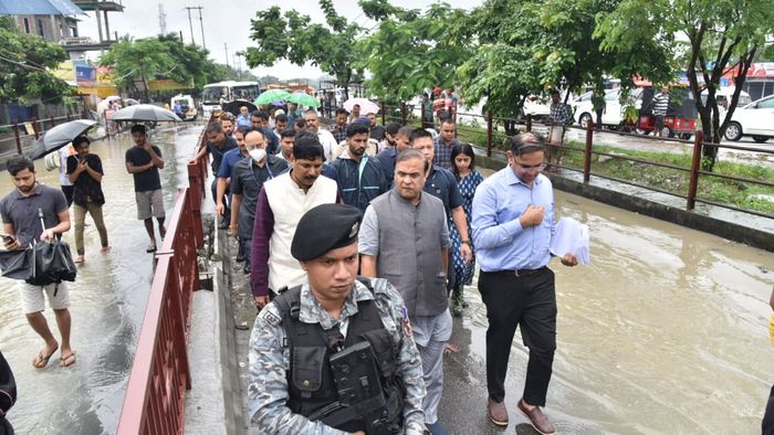 District Administration ready for any exigency and help the flood affected people; Himanta Biswa Sarma reviews several areas of Assam