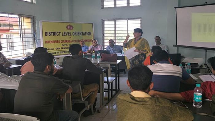 AAMSU stages sit-in protest in New Delhi