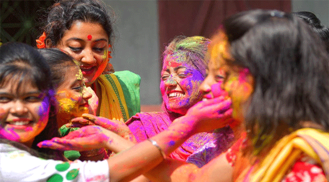 Agartala Turns "Chemical-less" this Holi amid Coronavirus Fear Agartala Turns "Chemical-less" this Holi amid Coronavirus Fear