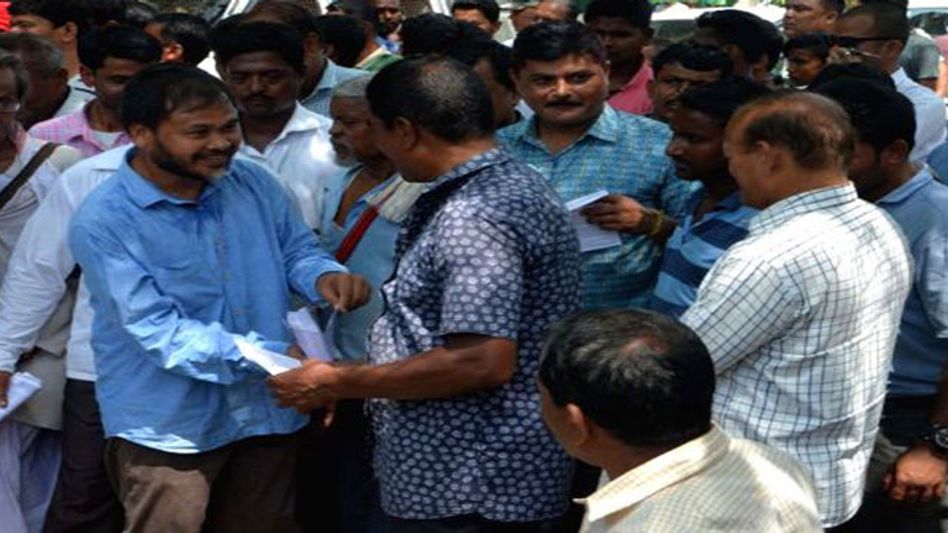 60 ORGANIZATIONS DISTRIBUTE LEAFLETS ACROSS ASSAM TO CREATE AWARENESS AGAINST CITIZENSHIP BILL 60 ORGANIZATIONS DISTRIBUTE LEAFLETS ACROSS ASSAM TO CREATE AWARENESS AGAINST CITIZENSHIP BILL