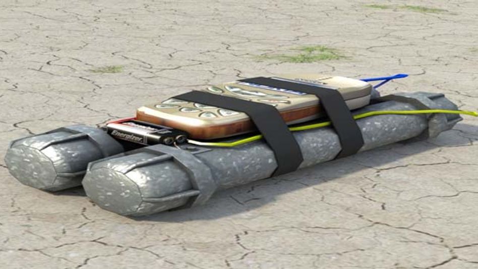 MANIPUR: ASSAM RIFLE RECOVERED TWO IED MANIPUR: ASSAM RIFLE RECOVERED TWO IED