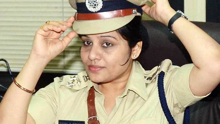 Fraud cheats people in Assam using IGP Roopa's photo on social media