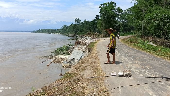Arunachal: Erosion engulfs major portion of Mebo Dhola Road