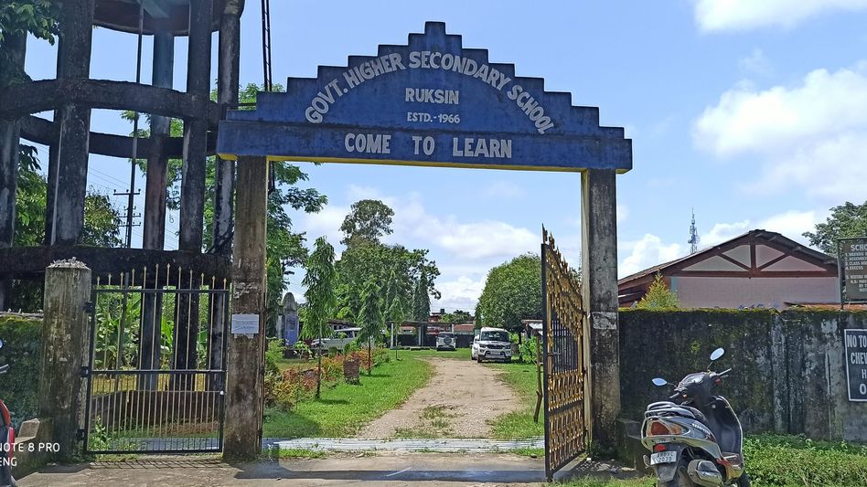 Arunachal: GHSS Ruskin gets Chief Minister’s Best performing school award Arunachal: GHSS Ruskin gets Chief Minister’s Best performing school award