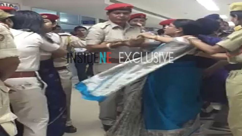 Cops file FIR against TMC delegation Cops file FIR against TMC delegation