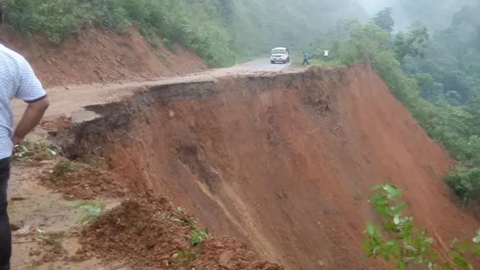 Arunachal: Landslide damages large portion of Margherita-Changlang road
