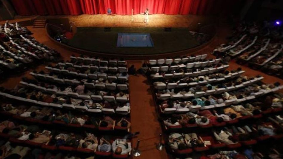 Cinema Halls can operate with 100% capacity from Feb 1, says Centre Cinema Halls can operate with 100% capacity from Feb 1, says Centre