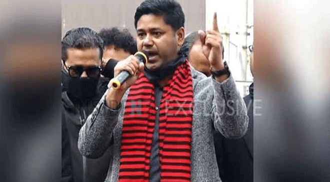 No Politician should Run TV or Newspapers: AASU Leader Lurinjyoti Gogoi No Politician should Run TV or Newspapers: AASU Leader Lurinjyoti Gogoi