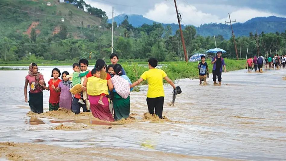 Manipur: Heavy rain lashes state; many rivers flowing above danger level Manipur: Heavy rain lashes state; many rivers flowing above danger level