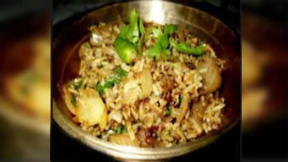 Assam | Fish Intestine Fried Rice (Masor Petu) Assam | Fish Intestine Fried Rice (Masor Petu)
