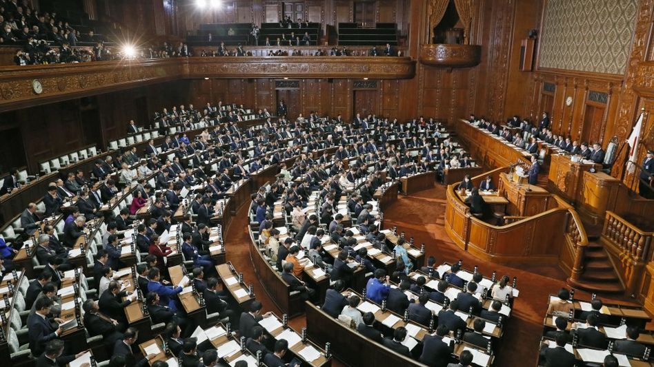 Japan enacts law to provide free COVID-19 vaccines to all Japan enacts law to provide free COVID-19 vaccines to all