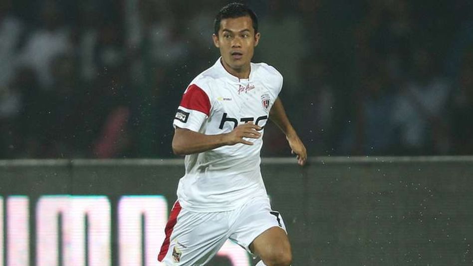 Sikkim footballer Sanju Pradhan conferred Apollo Tyres 'Go the Distance Heroes Award' Sikkim footballer Sanju Pradhan conferred Apollo Tyres 'Go the Distance Heroes Award'
