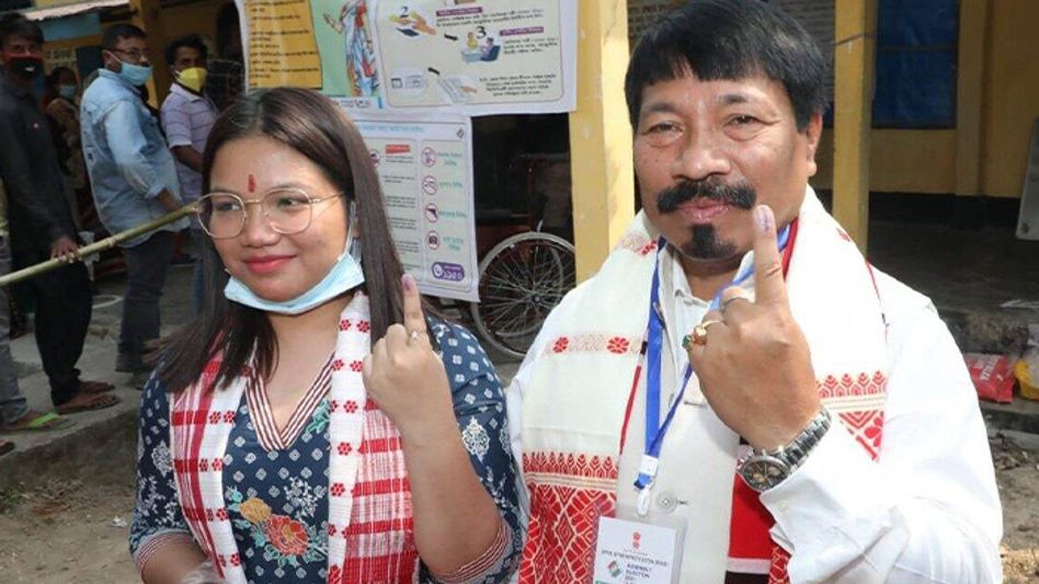 Assam Polls Phase-II: Voter turnout rises to 76.52% till 8 PM Assam Polls Phase-II: Voter turnout rises to 76.52% till 8 PM
