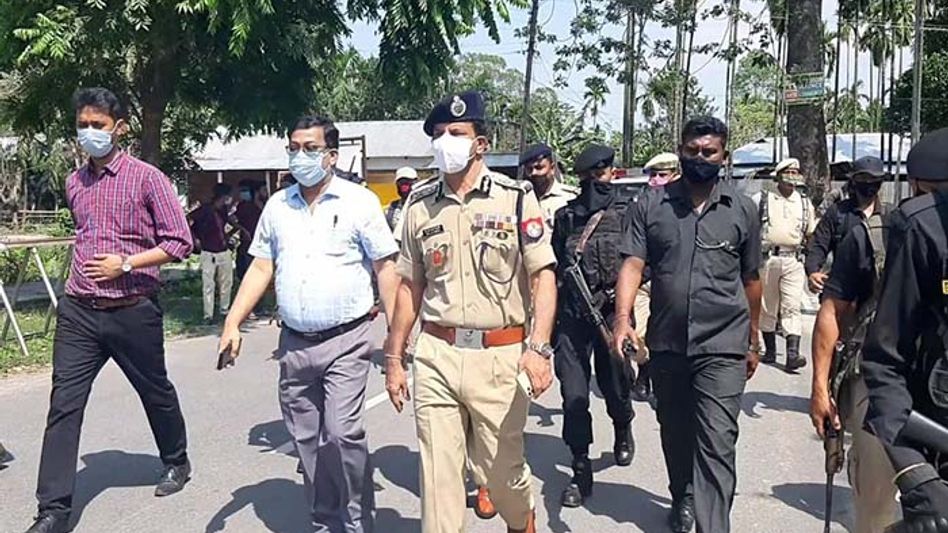 BTR IGP LR Bishnoi inspects strong room in Chirang BTR IGP LR Bishnoi inspects strong room in Chirang