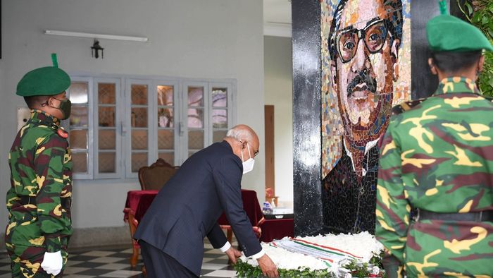 Indian president visits Bangladesh for 50th Victory Day celebrations