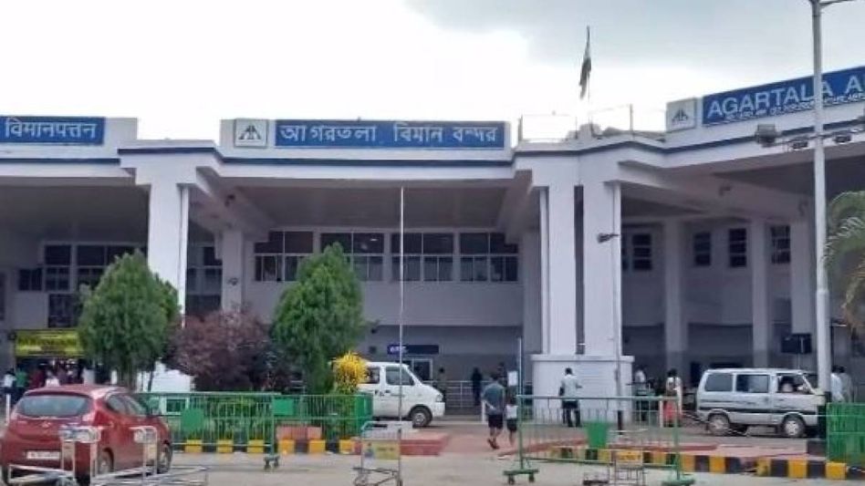 12 Bangladeshi nationals apprehended in Agartala for "entering India illegally" 12 Bangladeshi nationals apprehended in Agartala for "entering India illegally"