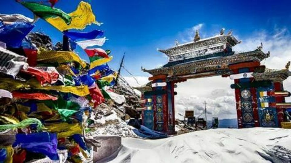 Arunachal: Tourists without permit enter Tawang, claims Tour Operators Arunachal: Tourists without permit enter Tawang, claims Tour Operators