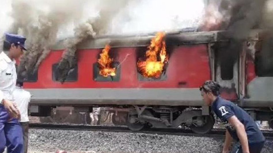 Shatabdi Express catches fire in Uttrakhand Shatabdi Express catches fire in Uttrakhand