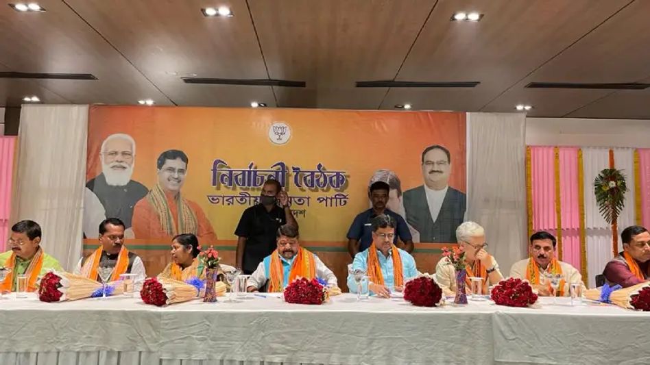 Strong Booths are essential to win in Tripura Bye-Polls: Kailash Vijayvargiya Strong Booths are essential to win in Tripura Bye-Polls: Kailash Vijayvargiya