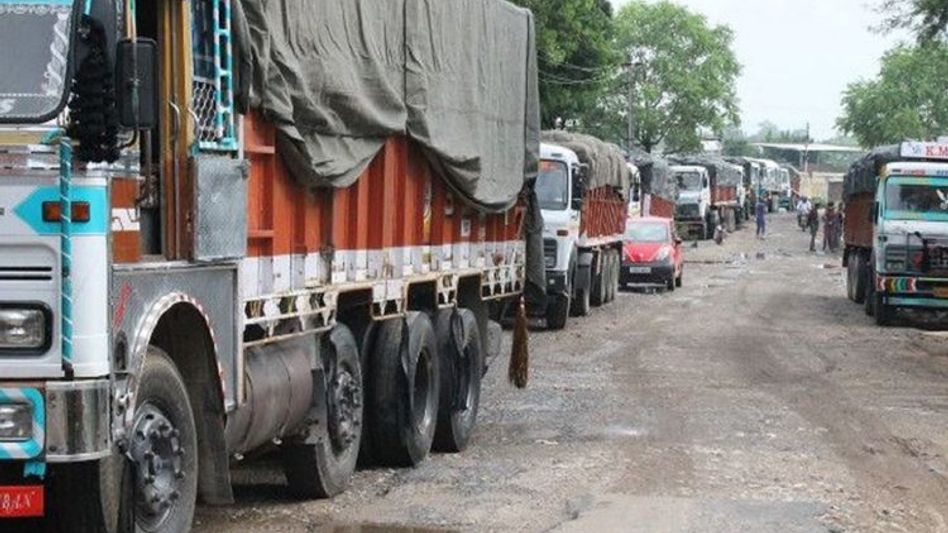 Mizoram Home Secy writes to counterpart over entry of trucks; assures safety of drivers, passengers Mizoram Home Secy writes to counterpart over entry of trucks; assures safety of drivers, passengers