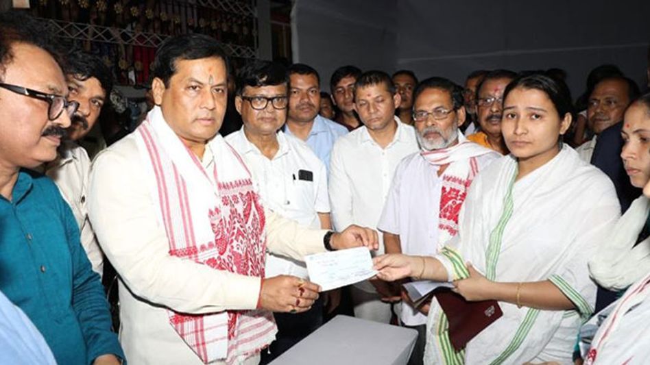 Assam: ABSU Leaders Observe Fasting to Extend Solidarity to Indians Facing Hardships amid Lockdown Assam: ABSU Leaders Observe Fasting to Extend Solidarity to Indians Facing Hardships amid Lockdown