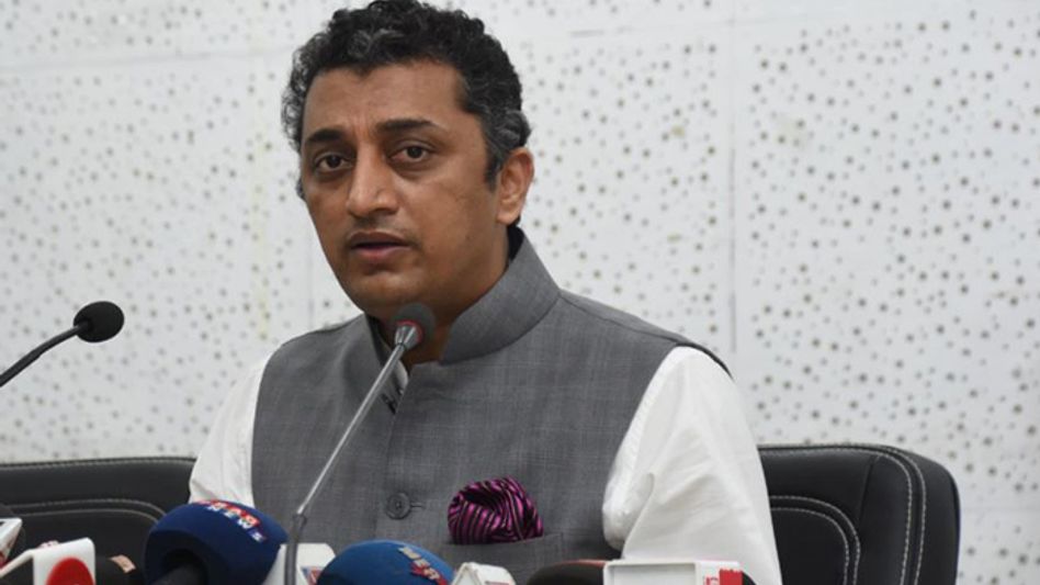 ECI introduces postal ballots for 3 new categories; here's how to apply ECI introduces postal ballots for 3 new categories; here's how to apply