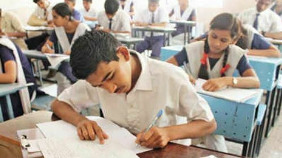 Cancel CBSE exams in view of COVID situation, Kejriwal urges Centre Cancel CBSE exams in view of COVID situation, Kejriwal urges Centre