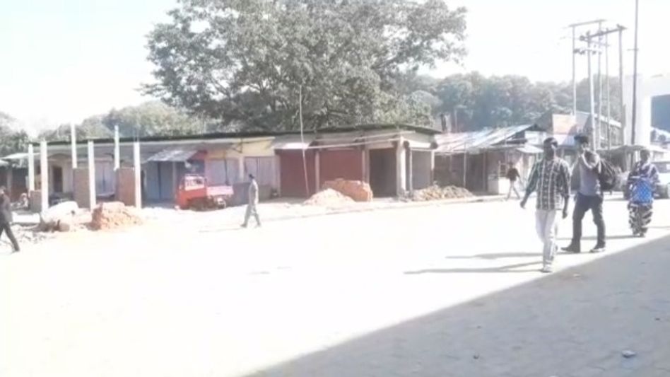 12-Hour bandh against ST-H status for Bodos paralyses Karbi Anglong 12-Hour bandh against ST-H status for Bodos paralyses Karbi Anglong