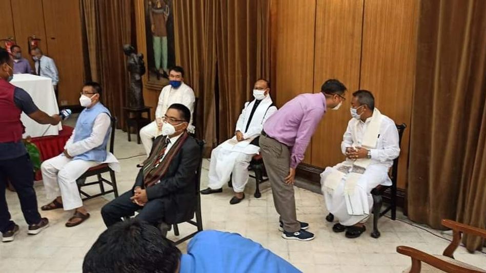 Five legislators sworn in as ministers in Manipur Five legislators sworn in as ministers in Manipur