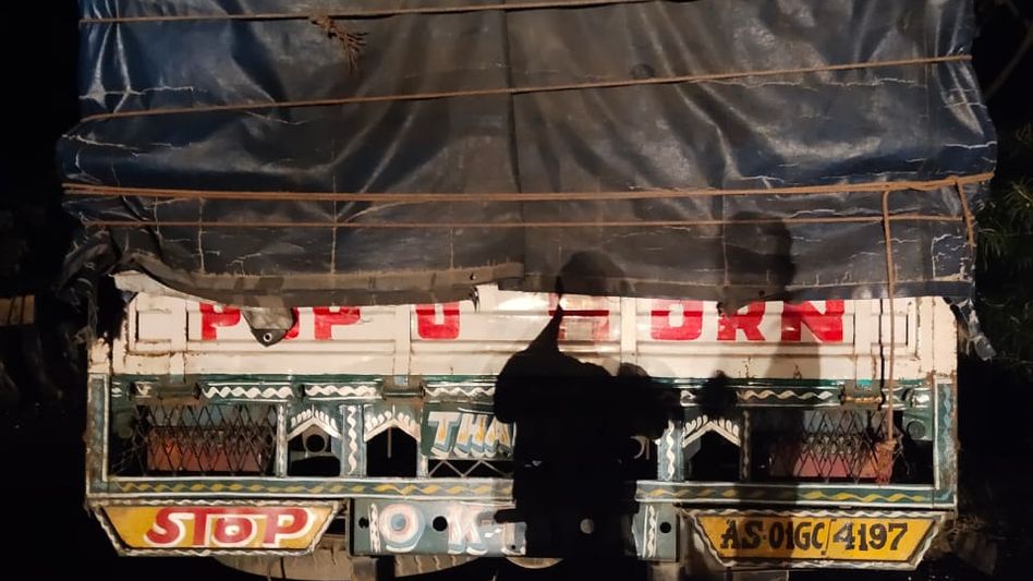 Assam: Huge Consignment of IMFL in Sonapur seized, 2 apprehended Assam: Huge Consignment of IMFL in Sonapur seized, 2 apprehended