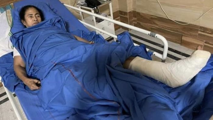 No evidence of any attack on Mamata, says Election Commission