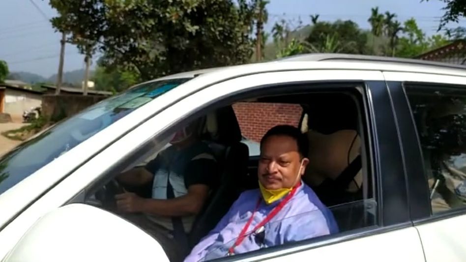 Assam Congress shifts 40 candidates to resort amid horse trading fears Assam Congress shifts 40 candidates to resort amid horse trading fears