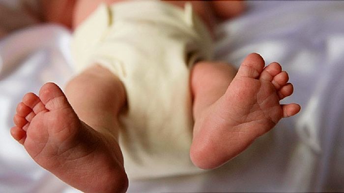 Nurse accused for chopping off two-week-old baby's thumb