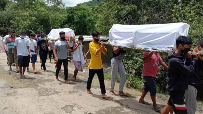 Manipur: Two dead after wooden canoe collapses on three siblings