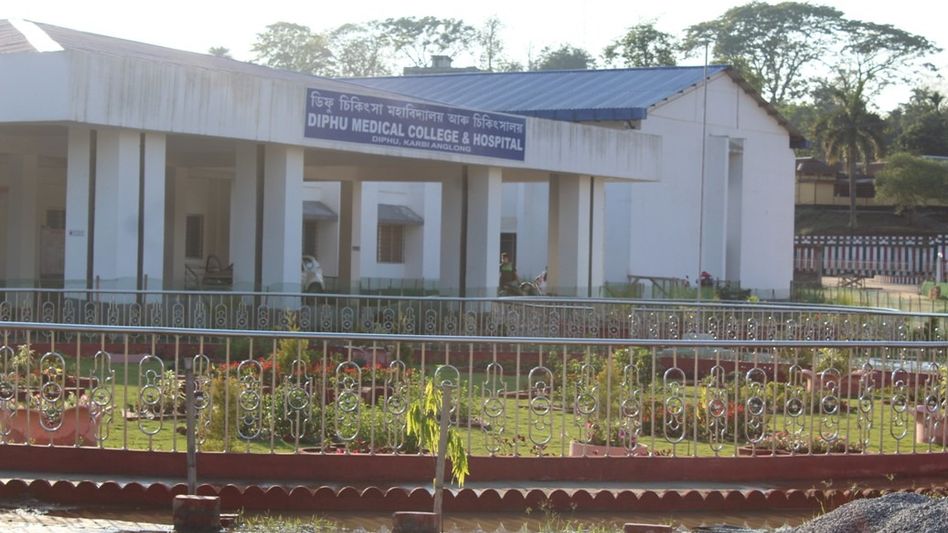 Assam: COVID-19 positive prisoner escapes from Diphu hospital Assam: COVID-19 positive prisoner escapes from Diphu hospital