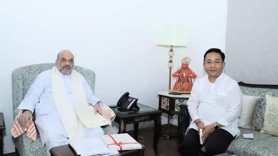 Sikkim CM meets Amit shah, seeks tribal status for 12 communities Sikkim CM meets Amit shah, seeks tribal status for 12 communities