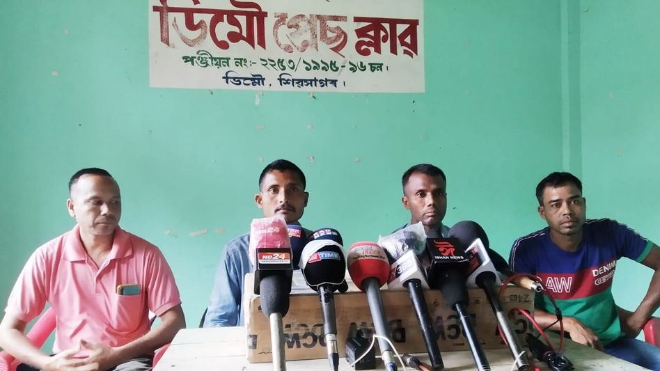 Akhil Gogoi led KMSS accused of extortion and land grabbing by former members Akhil Gogoi led KMSS accused of extortion and land grabbing by former members