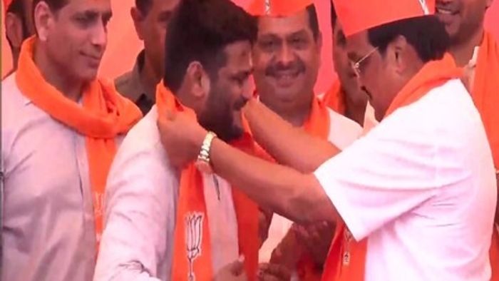 Will work as a small soldier under the leadership of Narendra Modi : Hardik Patel