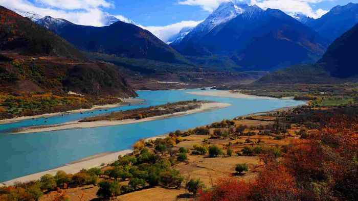 Yarlung Zangbo river