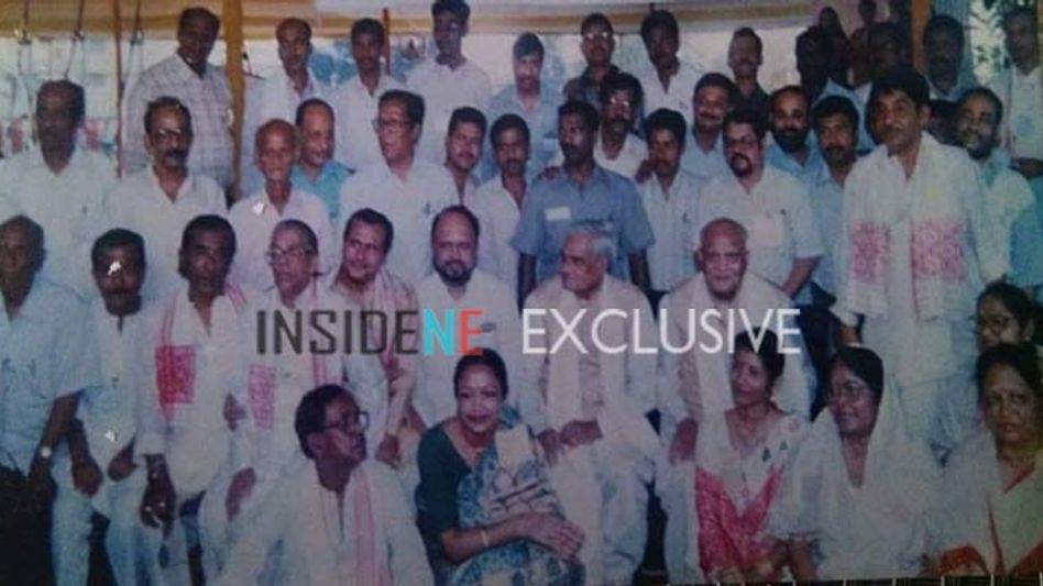 Nation pays tearful adieu to Vajpayee Nation pays tearful adieu to Vajpayee