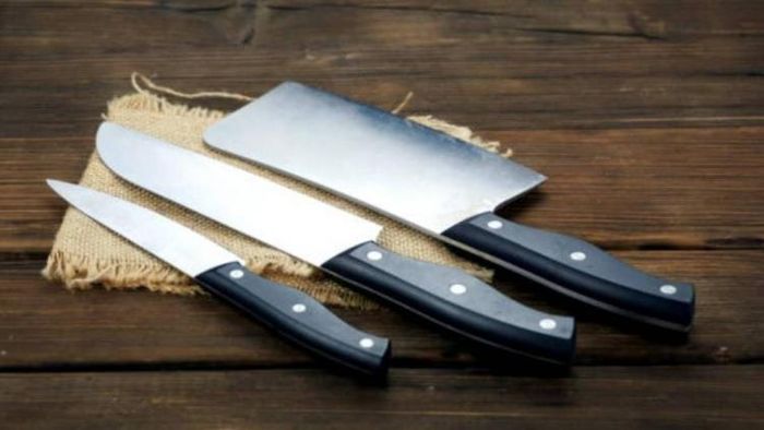 Open sale of sharp objects banned in East Khasi Hills
