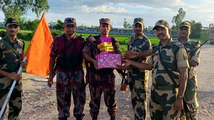 BSF exchanges sweets with Border Guard Bangladesh