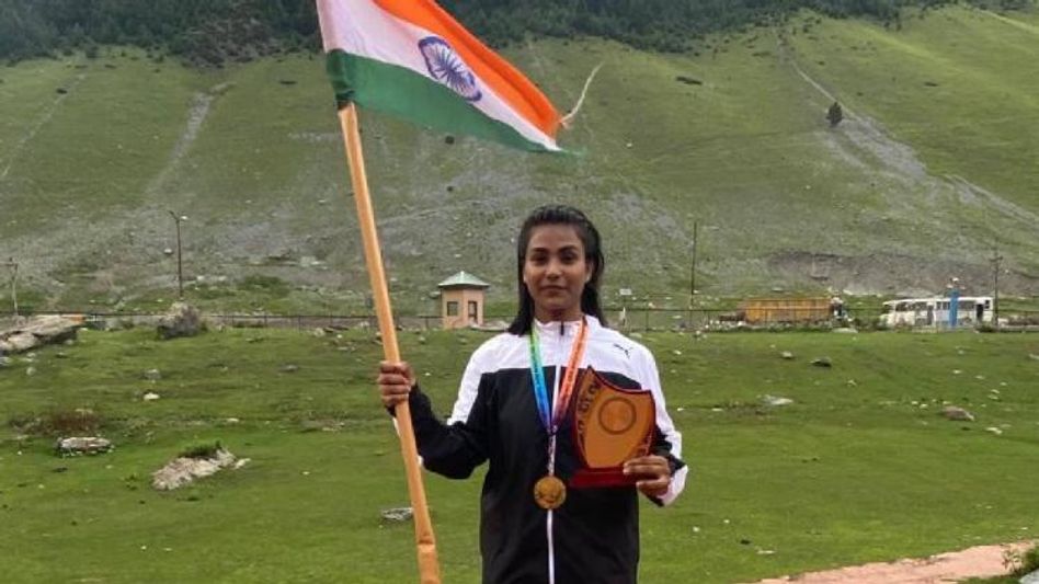 Nilufar wins gold at the 44th National Arm Wrestling Championships held in Jammu & Kashmir Nilufar wins gold at the 44th National Arm Wrestling Championships held in Jammu & Kashmir