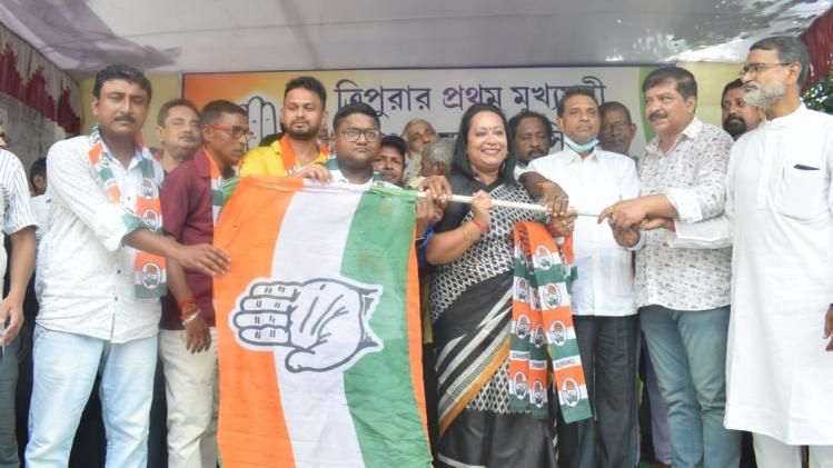 TMC is the B-team of BJP: Former Trinamool Congress Youth Leader  TMC is the B-team of BJP: Former Trinamool Congress Youth Leader