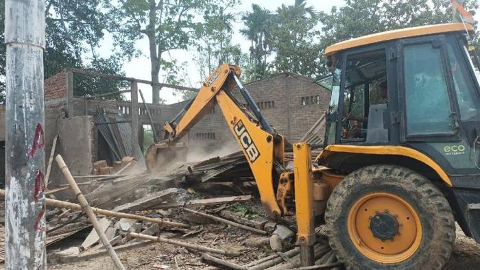 Eviction drive in Barpathar