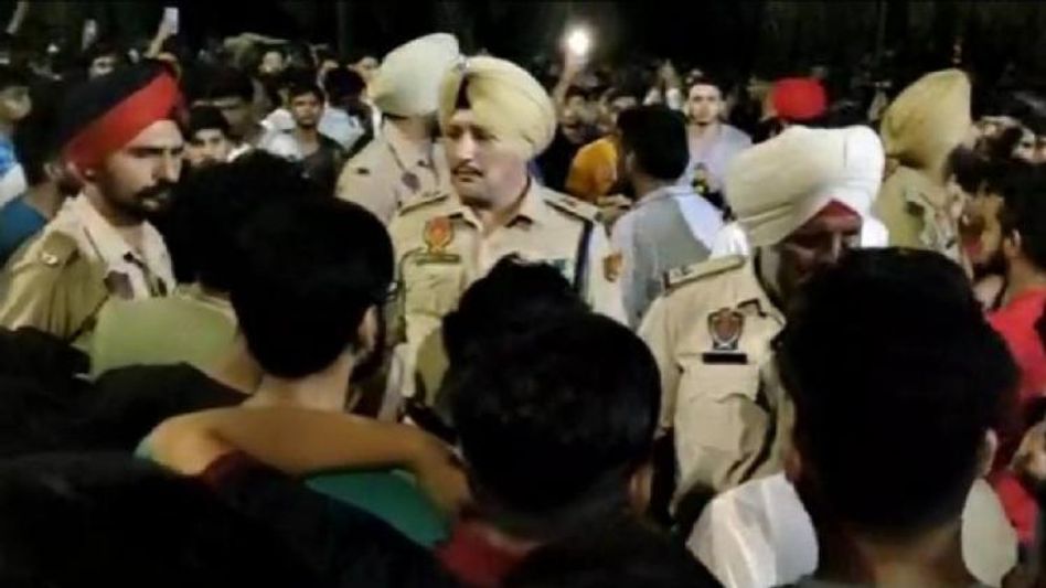 Massive protest erupts at Chandigarh University over objectionable videos Massive protest erupts at Chandigarh University over objectionable videos