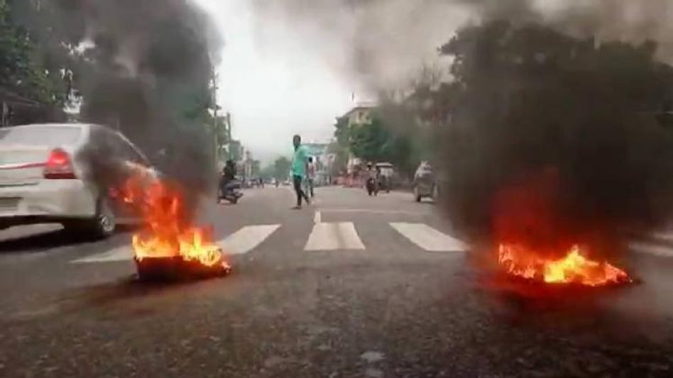 AKRSU calls for 24-hour Assam Bandh, several districts affected by shutdown AKRSU calls for 24-hour Assam Bandh, several districts affected by shutdown