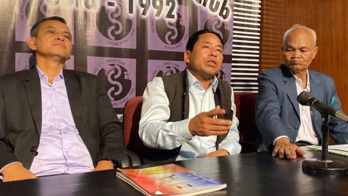 K. Phlastingwell Pangniang (middle), president of Hill State People's Democratic Party (HSPDP)