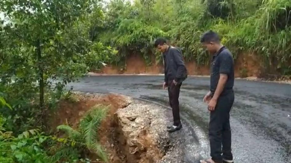 Meghalaya organization demands proper implementation of PWD norms in road construction Meghalaya organization demands proper implementation of PWD norms in road construction