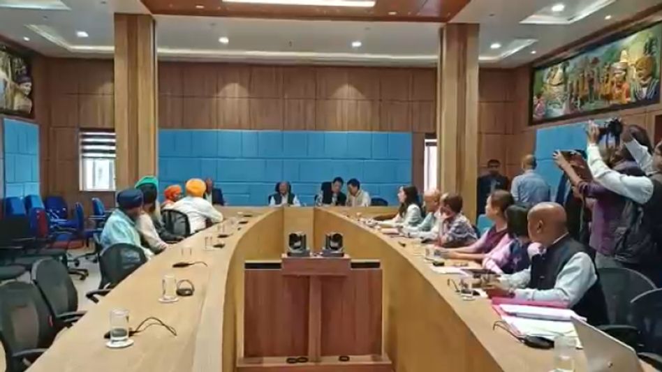 Meghalaya: Harijan Panchayat Committee meets government officials to discuss families relocation  Meghalaya: Harijan Panchayat Committee meets government officials to discuss families relocation